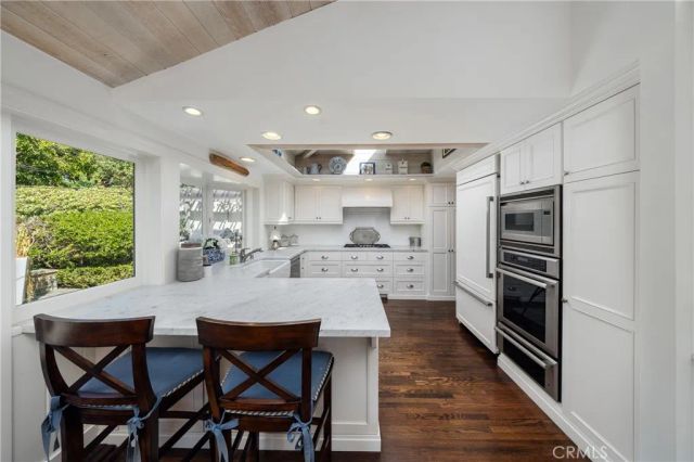 877 Sandcastle Drive, Corona Del Mar, CA 92625