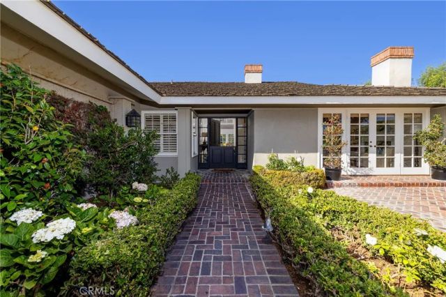 877 Sandcastle Drive, Corona Del Mar, CA 92625