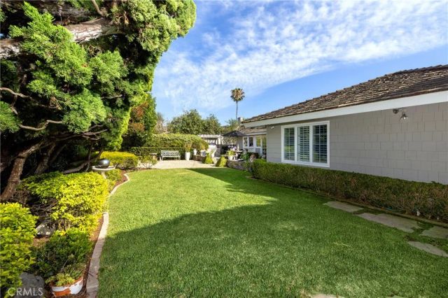 877 Sandcastle Drive, Corona Del Mar, CA 92625