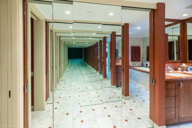 111 W Maple Street 3402-3404, Chicago, IL 60610