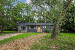7649 W Wedington Drive, Fayetteville, AR 72704
