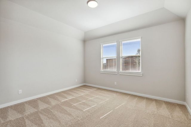 316 Bendecido LOOP, Elgin, TX 78621