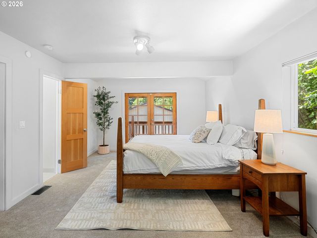 7625 Nw SKYLINE Blvd, Portland, OR 97229