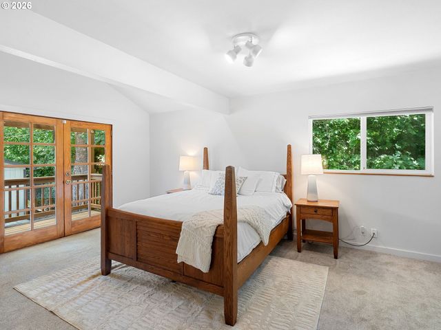 7625 Nw SKYLINE Blvd, Portland, OR 97229