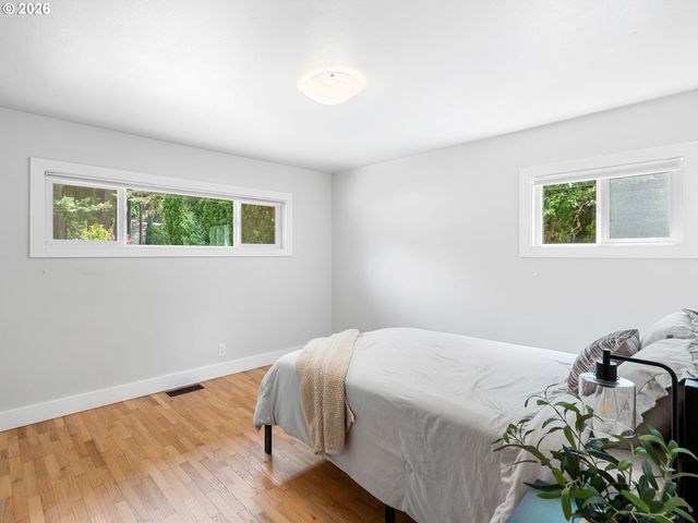 7625 Nw SKYLINE Blvd, Portland, OR 97229