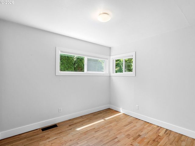 7625 Nw SKYLINE Blvd, Portland, OR 97229