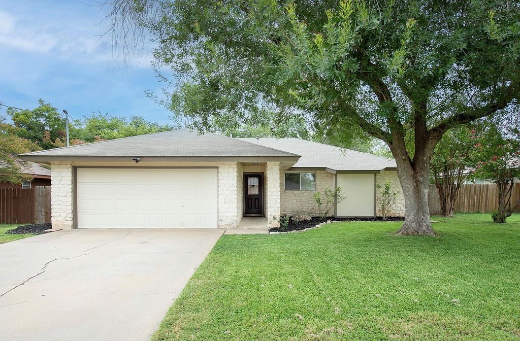 910 Garden View DR, Georgetown, TX 78628