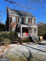 3515 TAYLOR ST, Chevy Chase, MD 20815
