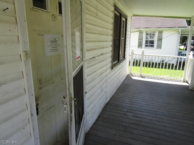 12 Oakcrest ST, Portsmouth, VA 23702