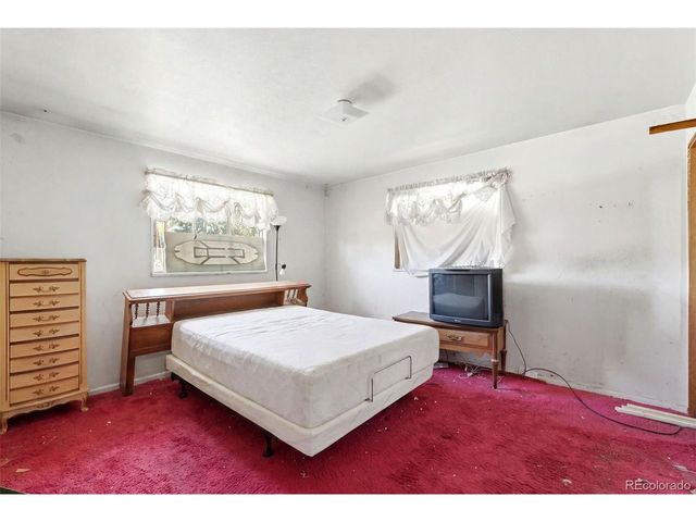 4900 S Kalamath Dr, Englewood, CO 80110