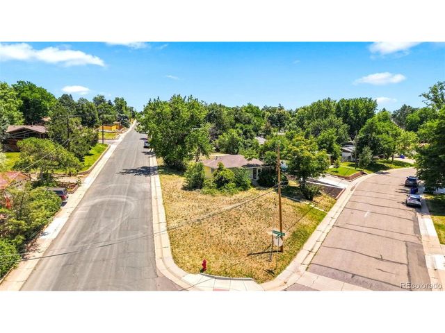 4900 S Kalamath Dr, Englewood, CO 80110