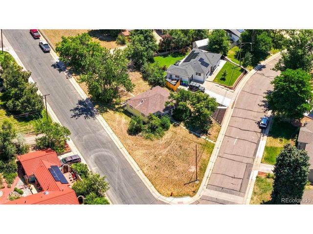 4900 S Kalamath Dr, Englewood, CO 80110