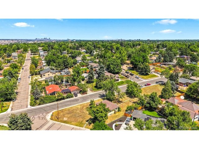 4900 S Kalamath Dr, Englewood, CO 80110