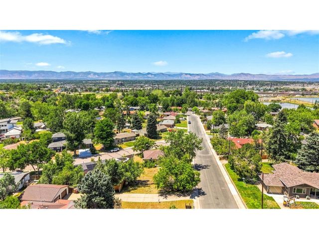 4900 S Kalamath Dr, Englewood, CO 80110