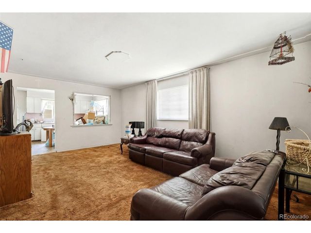4900 S Kalamath Dr, Englewood, CO 80110