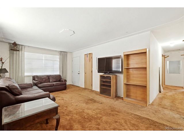 4900 S Kalamath Dr, Englewood, CO 80110