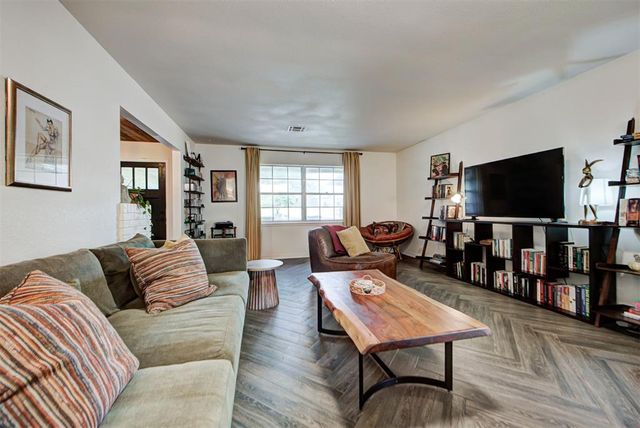 2321 Ashwood Lane, Norman, OK 73071