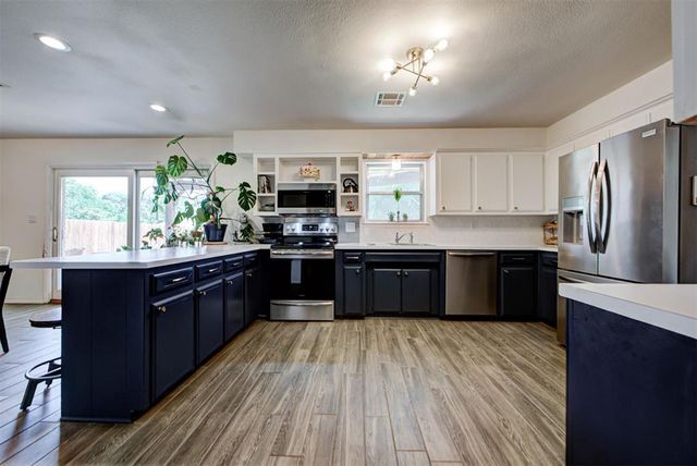 2321 Ashwood Lane, Norman, OK 73071