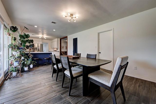 2321 Ashwood Lane, Norman, OK 73071