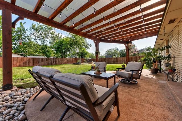 2321 Ashwood Lane, Norman, OK 73071
