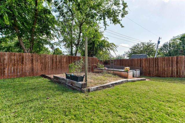 2321 Ashwood Lane, Norman, OK 73071