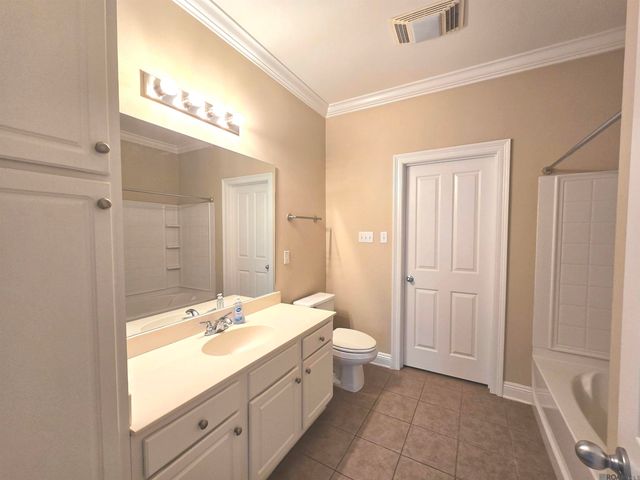 2108 Cypress Hall Alley, Baton Rouge, LA 70820