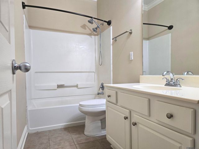 2108 Cypress Hall Alley, Baton Rouge, LA 70820