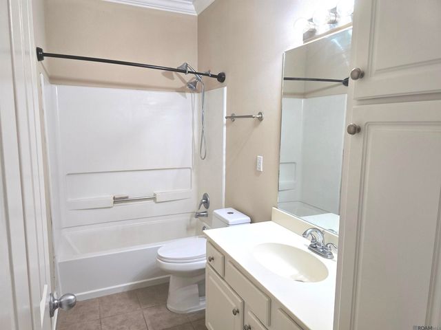 2108 Cypress Hall Alley, Baton Rouge, LA 70820