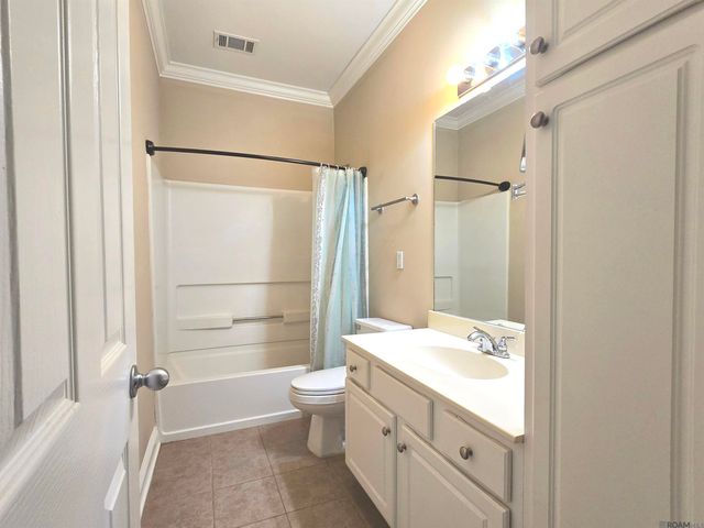 2108 Cypress Hall Alley, Baton Rouge, LA 70820
