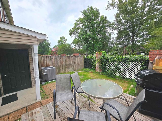 2108 Cypress Hall Alley, Baton Rouge, LA 70820
