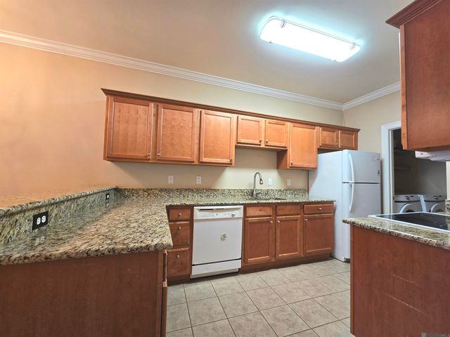 2108 Cypress Hall Alley, Baton Rouge, LA 70820