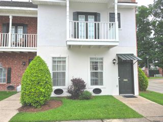2108 Cypress Hall Alley, Baton Rouge, LA 70820