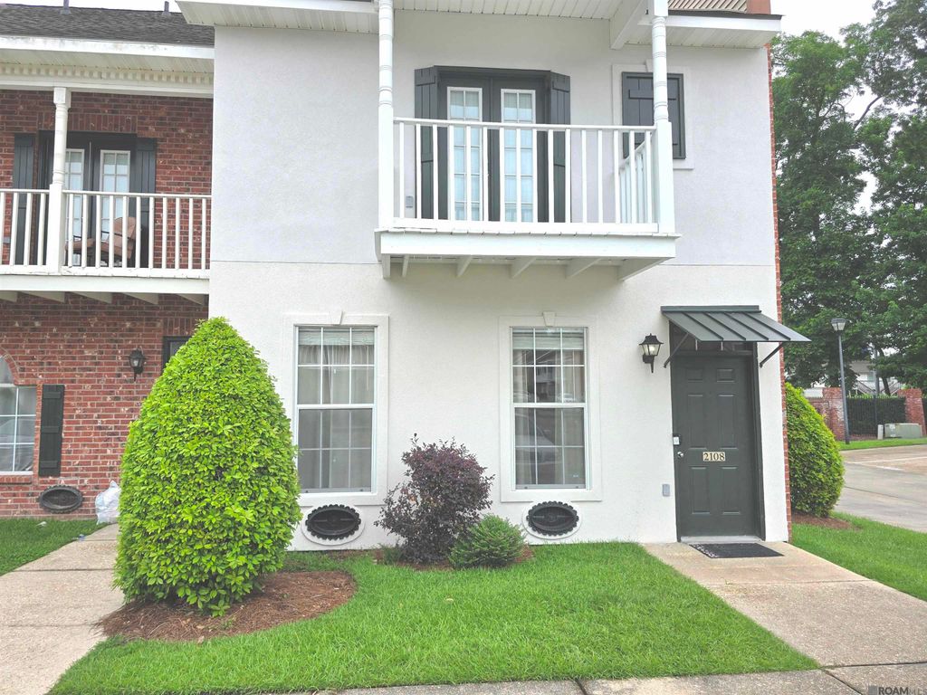 2108 Cypress Hall Alley, Baton Rouge, LA 70820