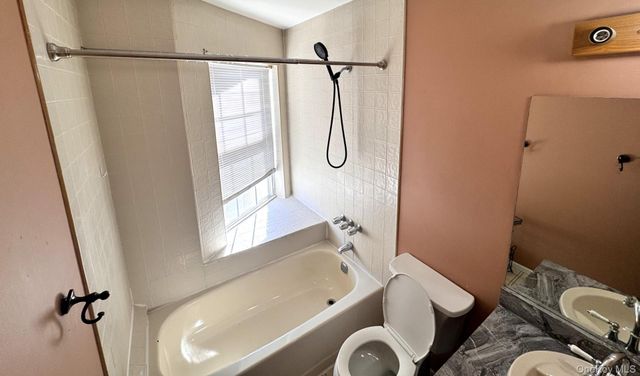 199 Ramapo Road D, Garnerville, NY 10923