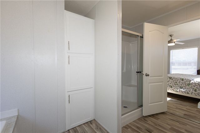 100 Tanglewood, Somerville, TX 77879