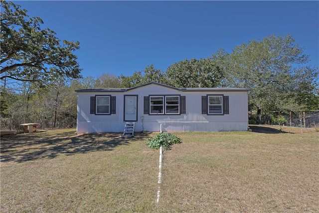 100 Tanglewood, Somerville, TX 77879