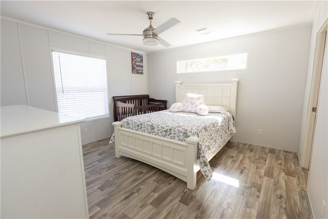 100 Tanglewood, Somerville, TX 77879