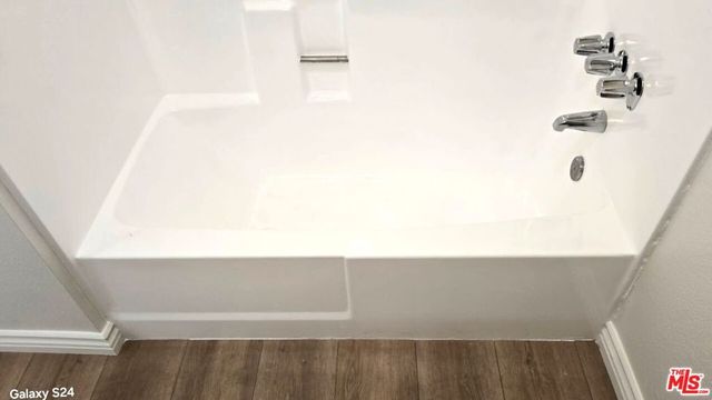 140 N Berendo Street 2, Los Angeles, CA 90004