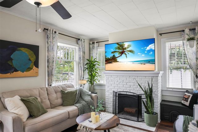 634 6TH STREET N, St Petersburg, FL 33701