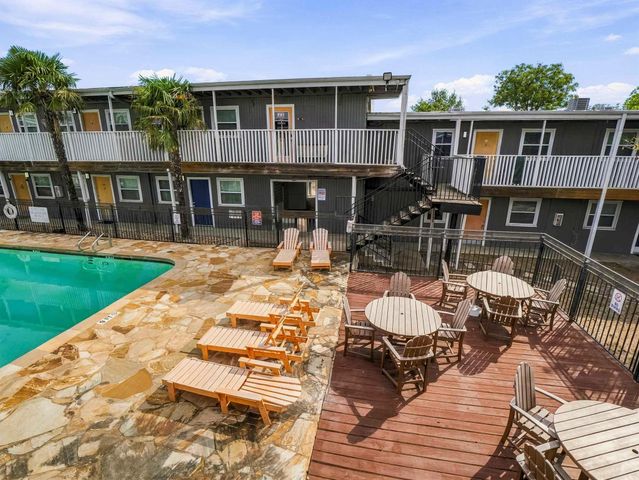 2401 Manor RD 222, Austin, TX 78722