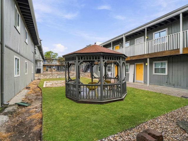 2401 Manor RD 222, Austin, TX 78722