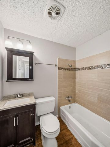 2401 Manor RD 222, Austin, TX 78722
