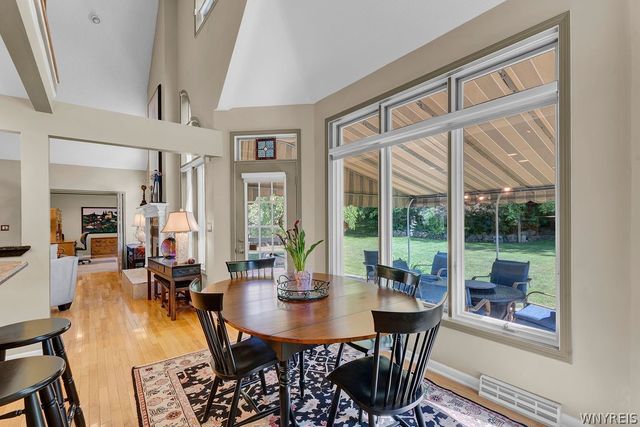 29 Brambly Court, Amherst, NY 14221