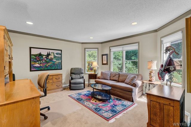 29 Brambly Court, Amherst, NY 14221