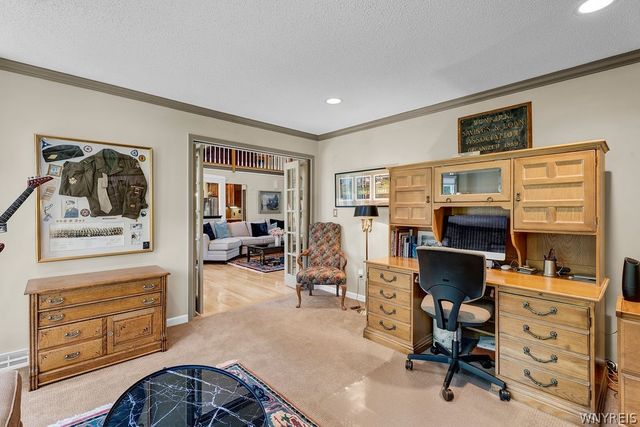 29 Brambly Court, Amherst, NY 14221