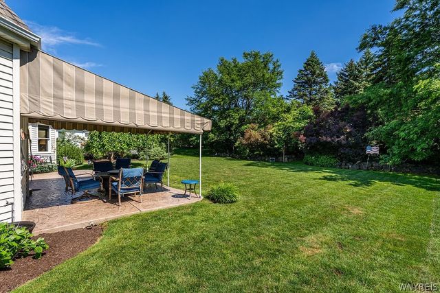29 Brambly Court, Amherst, NY 14221