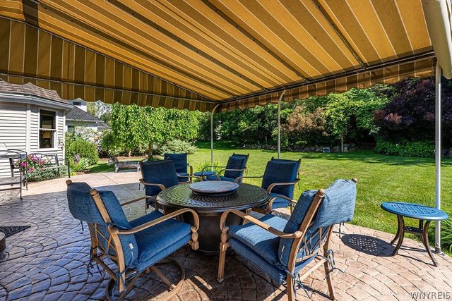 29 Brambly Court, Amherst, NY 14221