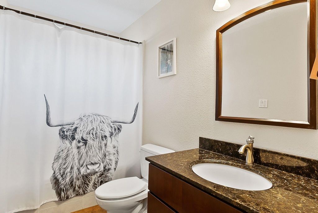 Image 17 of property listing at 1777 1777 Clayton Way, Concord, CA 94519