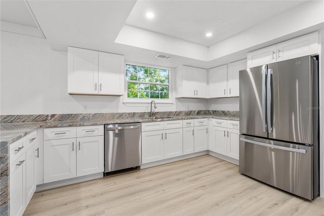 475 E WISCONSIN AVENUE, Orange City, FL 32763