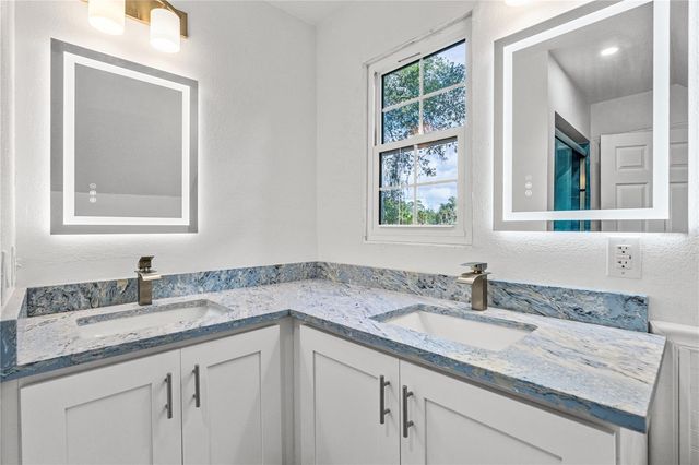 475 E WISCONSIN AVENUE, Orange City, FL 32763